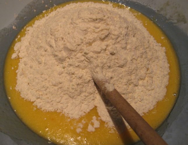 Nguyên liệu làm bánh Trung thu nướng bằng nồi cơm điện